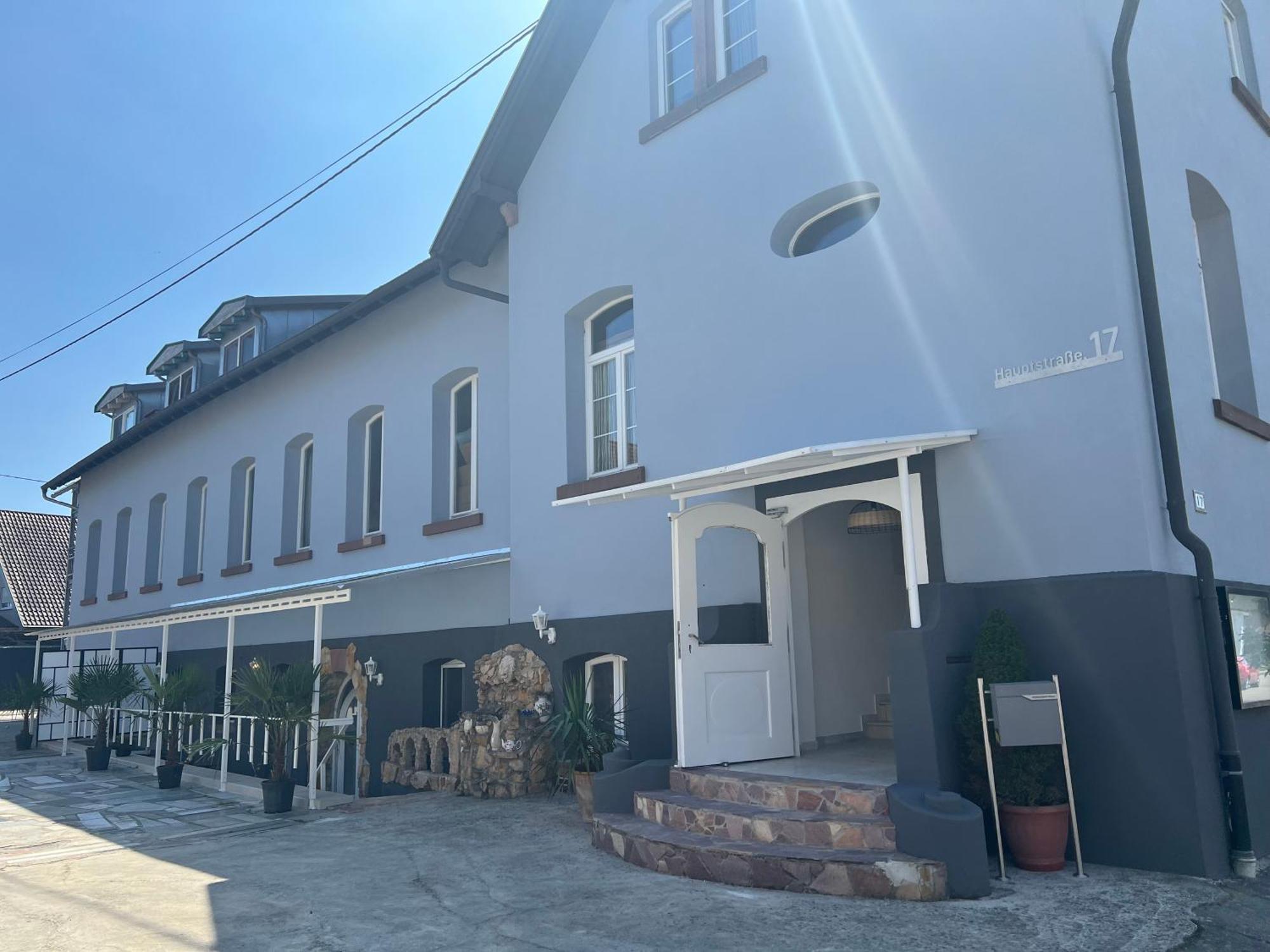 Hilde Apartments Райнхаузен Екстериор снимка